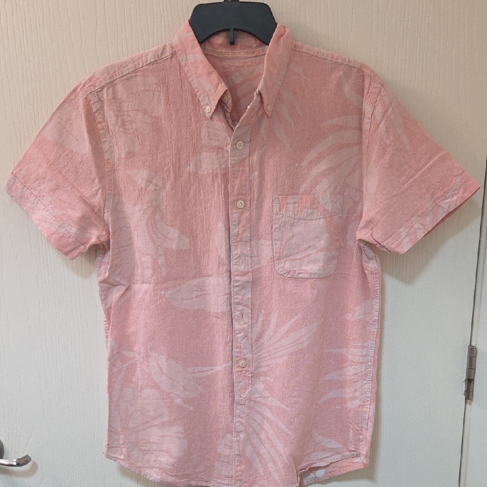 Arizona Jean Company Salmon Pink Patterned Button Down Shirt